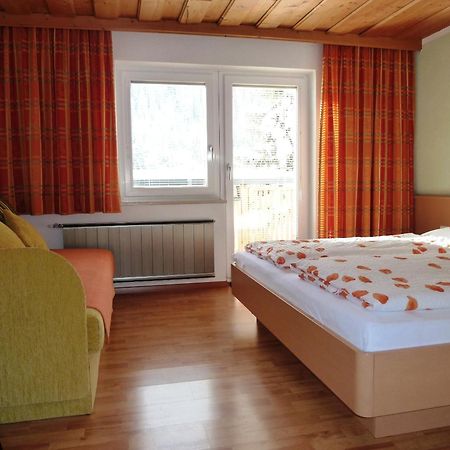 Haus Arnika Hotel Hintertux Ngoại thất bức ảnh