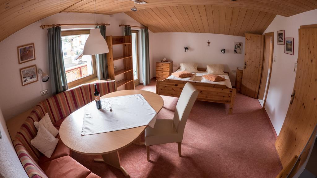 Haus Arnika Hotel Hintertux Ngoại thất bức ảnh