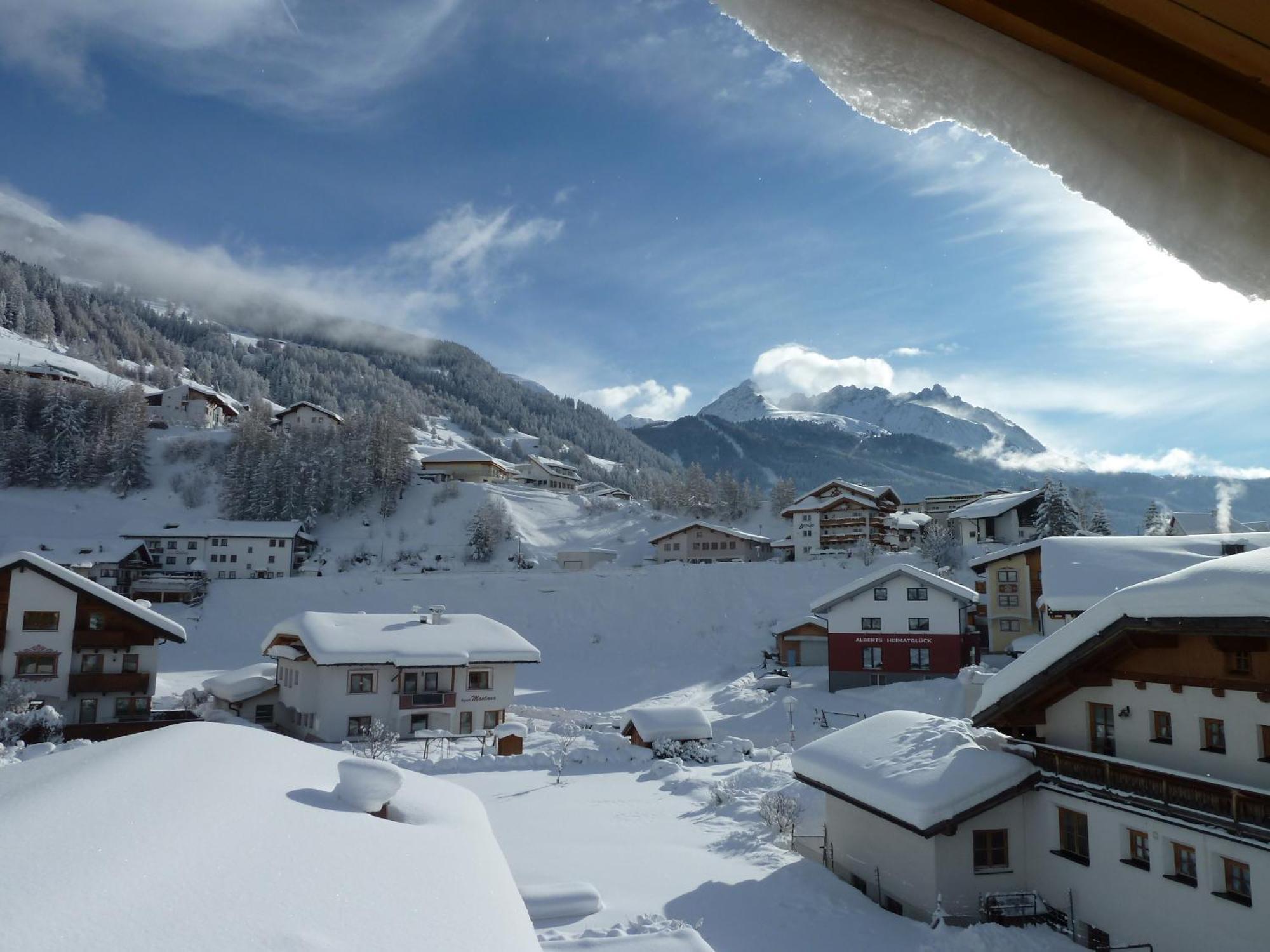 Haus Arnika Hotel Hintertux Ngoại thất bức ảnh