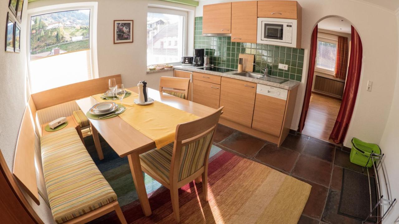 Haus Arnika Hotel Hintertux Ngoại thất bức ảnh